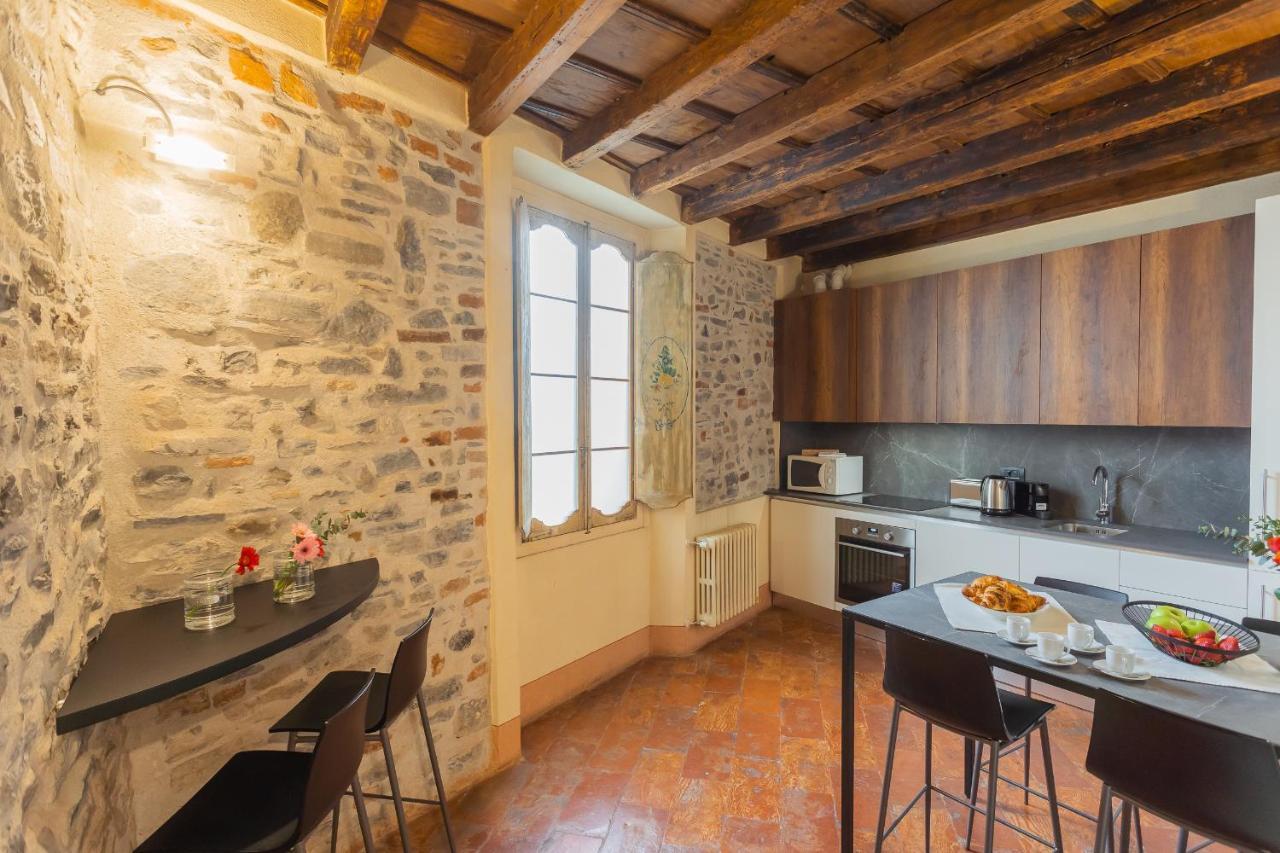 Antiche Mura Como By Rent All Como Exterior photo