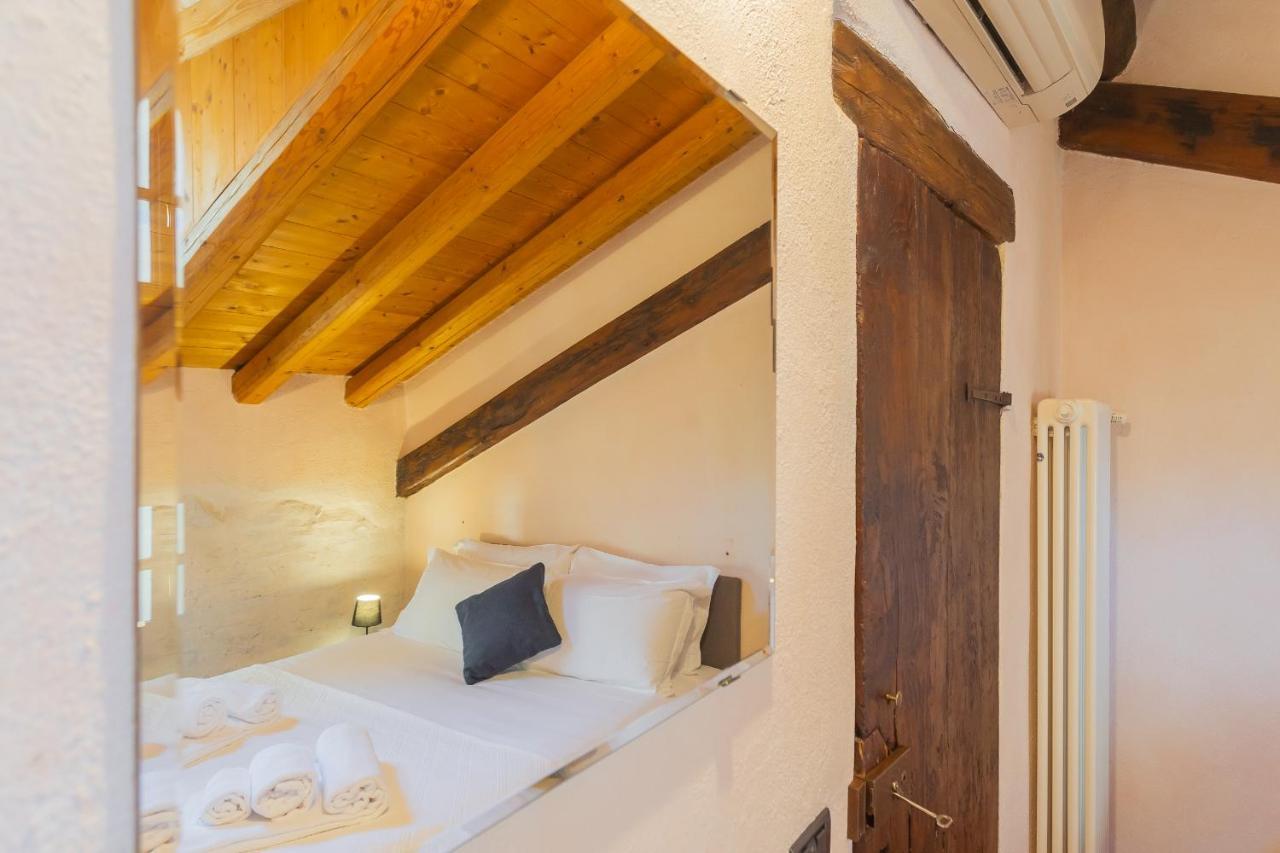 Antiche Mura Como By Rent All Como Exterior photo